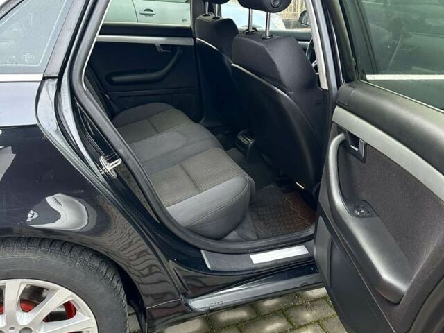 Ауди А4 2005 в Тячеве на Automoto.ua Черный Ауди А4, объемом двигателя 2 л и пробегом 278 тыс. км за 6000 $, фото 3 на Automoto.ua