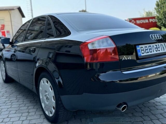 Черный Ауди А4, объемом двигателя 2 л и пробегом 217 тыс. км за 5200 $, фото 5 на Automoto.ua