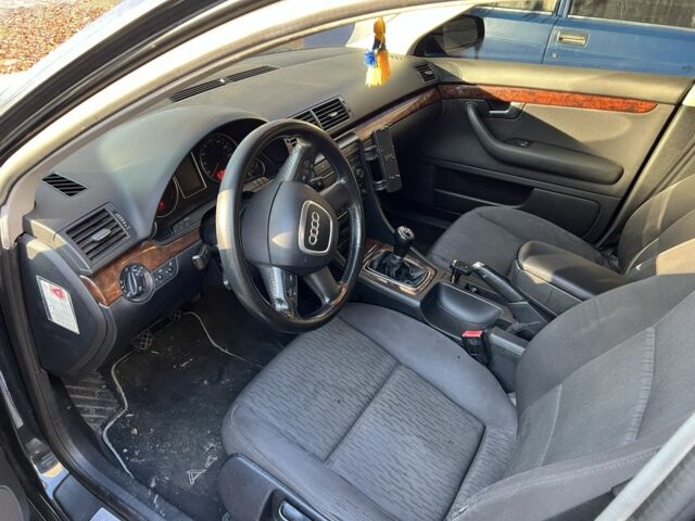 Чорний Ауді А4, об'ємом двигуна 2.5 л та пробігом 394 тис. км за 3500 $, фото 3 на Automoto.ua