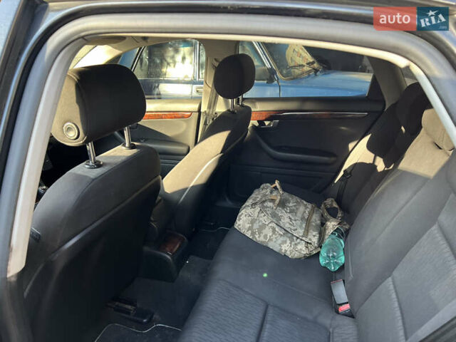 Чорний Ауді А4, об'ємом двигуна 2.5 л та пробігом 394 тис. км за 3500 $, фото 2 на Automoto.ua