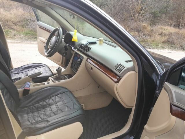 Черный Ауди А4, объемом двигателя 2 л и пробегом 220 тыс. км за 4200 $, фото 6 на Automoto.ua