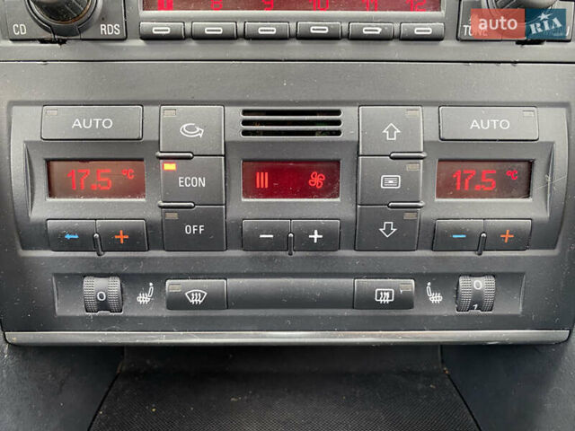 Черный Ауди А4, объемом двигателя 2 л и пробегом 263 тыс. км за 7200 $, фото 22 на Automoto.ua