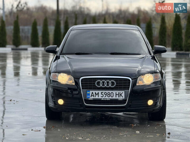Черный Ауди А4, объемом двигателя 1.6 л и пробегом 234 тыс. км за 5650 $, фото 2 на Automoto.ua