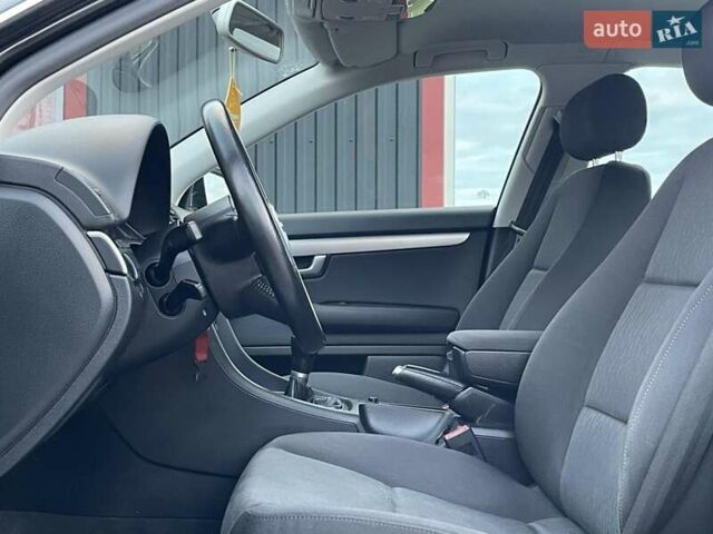 Чорний Ауді А4, об'ємом двигуна 2 л та пробігом 263 тис. км за 7650 $, фото 40 на Automoto.ua
