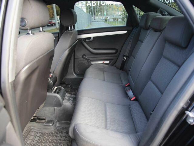 Черный Ауди А4, объемом двигателя 2 л и пробегом 280 тыс. км за 6500 $, фото 7 на Automoto.ua