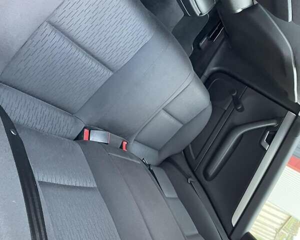 Чорний Ауді А4, об'ємом двигуна 2 л та пробігом 263 тис. км за 7650 $, фото 64 на Automoto.ua