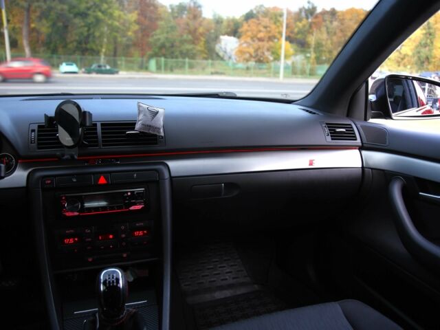 Черный Ауди А4, объемом двигателя 2 л и пробегом 280 тыс. км за 6500 $, фото 12 на Automoto.ua