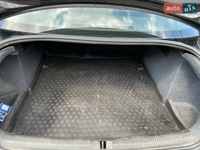 Черный Ауди А4, объемом двигателя 2 л и пробегом 263 тыс. км за 7200 $, фото 29 на Automoto.ua