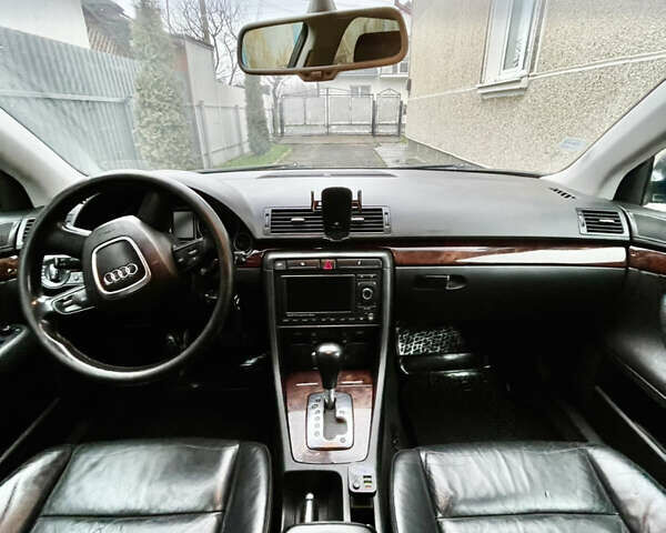 Черный Ауди А4, объемом двигателя 2.5 л и пробегом 300 тыс. км за 6000 $, фото 9 на Automoto.ua