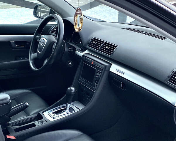 Чорний Ауді А4, об'ємом двигуна 3 л та пробігом 330 тис. км за 7600 $, фото 12 на Automoto.ua