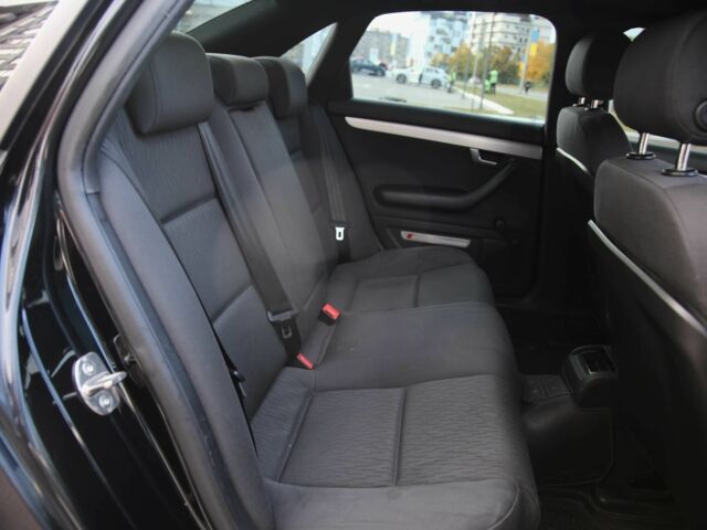 Черный Ауди А4, объемом двигателя 2 л и пробегом 280 тыс. км за 6500 $, фото 8 на Automoto.ua