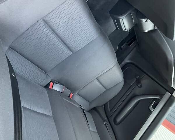 Чорний Ауді А4, об'ємом двигуна 2 л та пробігом 263 тис. км за 7650 $, фото 59 на Automoto.ua