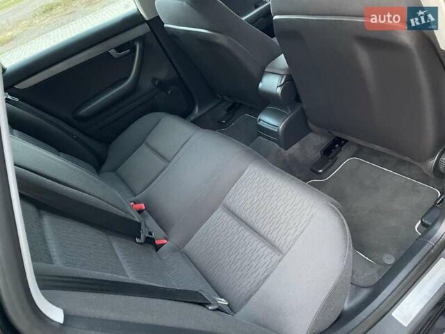 Чорний Ауді А4, об'ємом двигуна 2 л та пробігом 263 тис. км за 7650 $, фото 65 на Automoto.ua