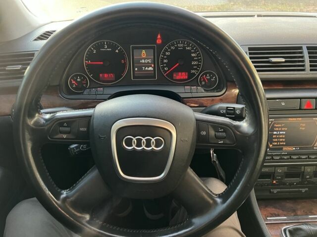 Чорний Ауді А4, об'ємом двигуна 2.5 л та пробігом 394 тис. км за 3500 $, фото 5 на Automoto.ua