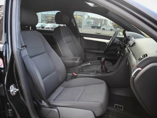 Черный Ауди А4, объемом двигателя 2 л и пробегом 280 тыс. км за 6500 $, фото 9 на Automoto.ua