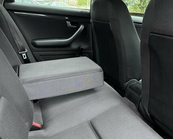 Черный Ауди А4, объемом двигателя 1.6 л и пробегом 198 тыс. км за 6100 $, фото 10 на Automoto.ua