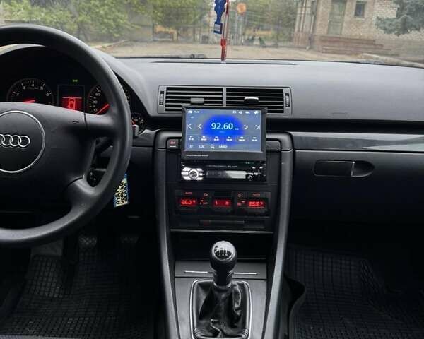 Черный Ауди А4, объемом двигателя 1.6 л и пробегом 198 тыс. км за 6100 $, фото 4 на Automoto.ua