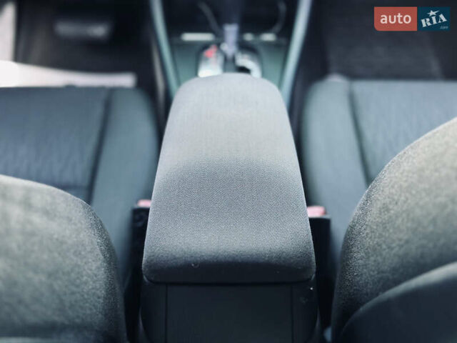 Ауді А4 2006 у Кременчуге на Automoto.ua Чорний Ауді А4, об'ємом двигуна 2.5 л та пробігом 226 тис. км за 7999 $, фото 27 на Automoto.ua