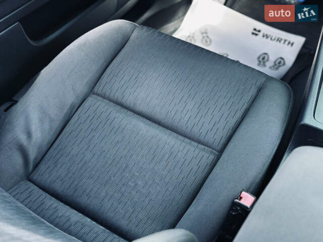 Ауді А4 2006 у Кременчуге на Automoto.ua Чорний Ауді А4, об'ємом двигуна 2.5 л та пробігом 226 тис. км за 7999 $, фото 26 на Automoto.ua