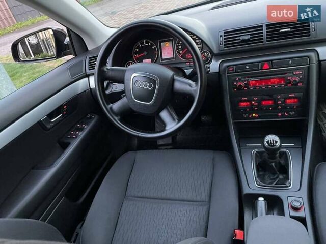 Чорний Ауді А4, об'ємом двигуна 2 л та пробігом 173 тис. км за 7650 $, фото 53 на Automoto.ua