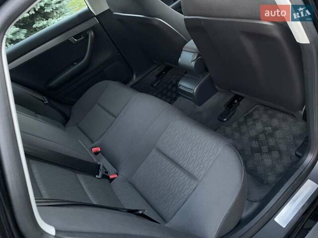 Чорний Ауді А4, об'ємом двигуна 2 л та пробігом 173 тис. км за 7650 $, фото 68 на Automoto.ua