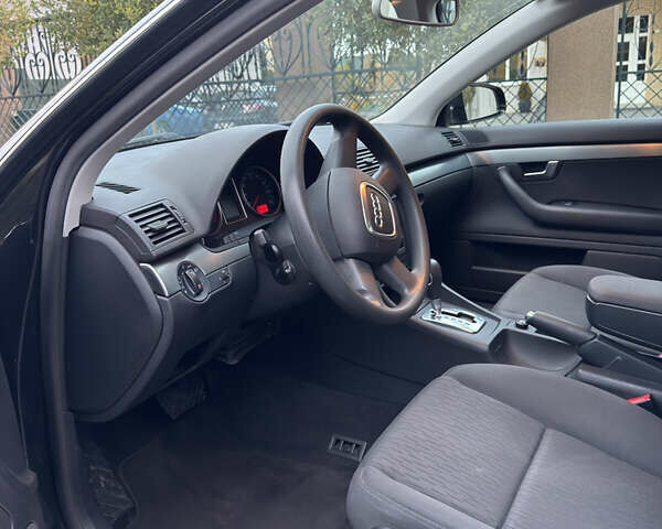 Ауді А4 2006 у Вінниці на Automoto.ua Чорний Ауді А4, об'ємом двигуна 2 л та пробігом 152 тис. км за 8499 $, фото 24 на Automoto.ua