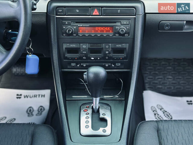 Ауді А4 2006 у Кременчуге на Automoto.ua Чорний Ауді А4, об'ємом двигуна 2.5 л та пробігом 226 тис. км за 7999 $, фото 23 на Automoto.ua