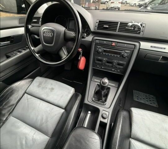 Черный Ауди А4, объемом двигателя 3 л и пробегом 230 тыс. км за 7700 $, фото 4 на Automoto.ua