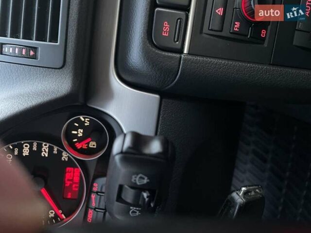 Чорний Ауді А4, об'ємом двигуна 2 л та пробігом 173 тис. км за 7650 $, фото 52 на Automoto.ua