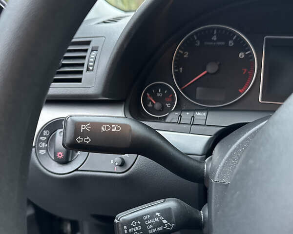 Ауді А4 2006 у Вінниці на Automoto.ua Чорний Ауді А4, об'ємом двигуна 2 л та пробігом 152 тис. км за 8499 $, фото 31 на Automoto.ua