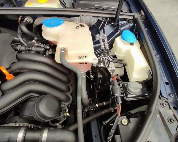 Черный Ауди А4, объемом двигателя 1.6 л и пробегом 245 тыс. км за 7650 $, фото 56 на Automoto.ua