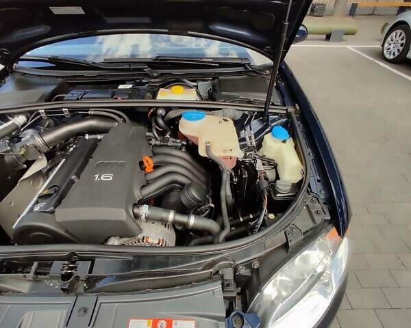 Черный Ауди А4, объемом двигателя 1.6 л и пробегом 245 тыс. км за 7650 $, фото 58 на Automoto.ua