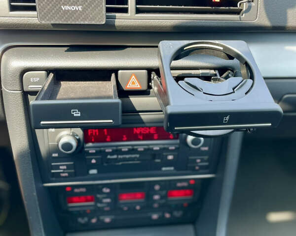 Чорний Ауді А4, об'ємом двигуна 1.6 л та пробігом 223 тис. км за 7000 $, фото 16 на Automoto.ua