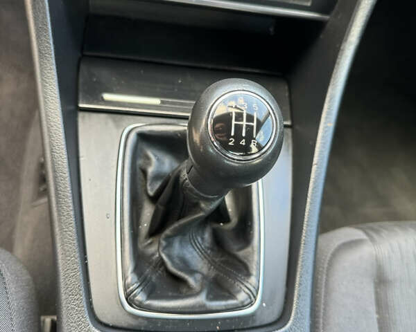 Черный Ауди А4, объемом двигателя 1.6 л и пробегом 217 тыс. км за 6990 $, фото 16 на Automoto.ua