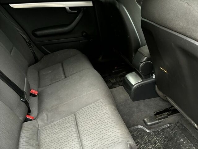 Чорний Ауді А4, об'ємом двигуна 2 л та пробігом 254 тис. км за 3000 $, фото 1 на Automoto.ua