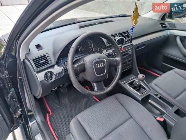 Ауді А4 2006 у Береговом на Automoto.ua Чорний Ауді А4, об'ємом двигуна 2 л та пробігом 277 тис. км за 6800 $, фото 4 на Automoto.ua