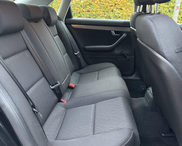 Ауді А4 2006 у Вінниці на Automoto.ua Чорний Ауді А4, об'ємом двигуна 2 л та пробігом 152 тис. км за 8499 $, фото 21 на Automoto.ua