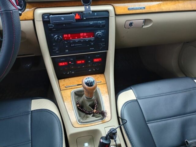 Черный Ауди А4, объемом двигателя 3 л и пробегом 330 тыс. км за 8000 $, фото 11 на Automoto.ua