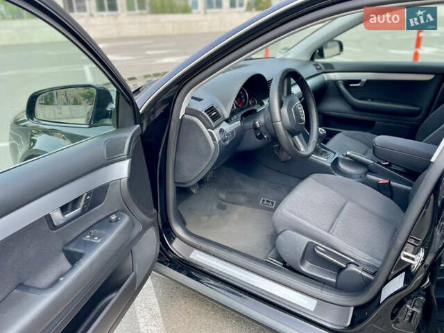 Чорний Ауді А4, об'ємом двигуна 1.6 л та пробігом 223 тис. км за 7000 $, фото 8 на Automoto.ua