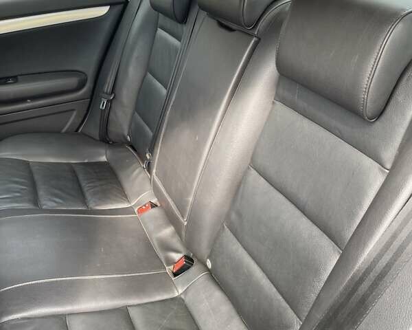 Черный Ауди А4, объемом двигателя 1.98 л и пробегом 364 тыс. км за 5200 $, фото 11 на Automoto.ua