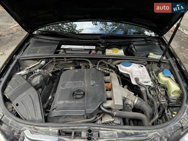 Черный Ауди А4, объемом двигателя 1.8 л и пробегом 377 тыс. км за 6550 $, фото 35 на Automoto.ua
