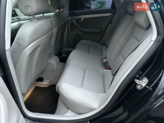 Чорний Ауді А4, об'ємом двигуна 1.6 л та пробігом 194 тис. км за 6800 $, фото 24 на Automoto.ua