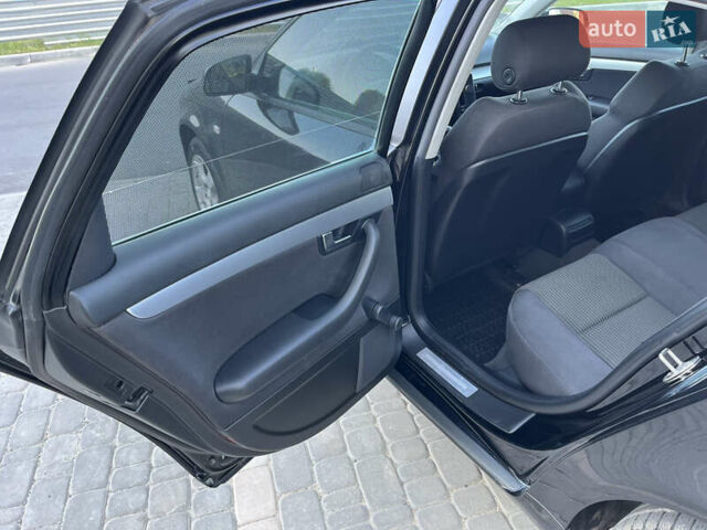 Чорний Ауді А4, об'ємом двигуна 1.9 л та пробігом 376 тис. км за 6500 $, фото 30 на Automoto.ua