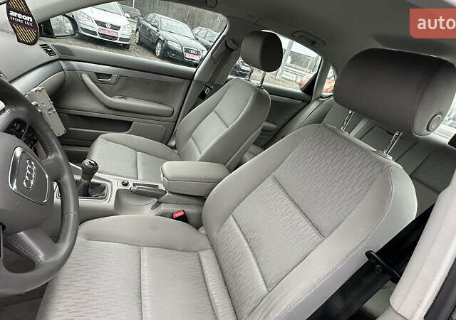 Чорний Ауді А4, об'ємом двигуна 1.6 л та пробігом 131 тис. км за 7450 $, фото 24 на Automoto.ua