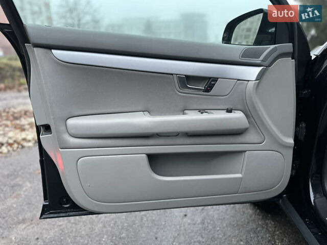Чорний Ауді А4, об'ємом двигуна 1.6 л та пробігом 194 тис. км за 6800 $, фото 23 на Automoto.ua