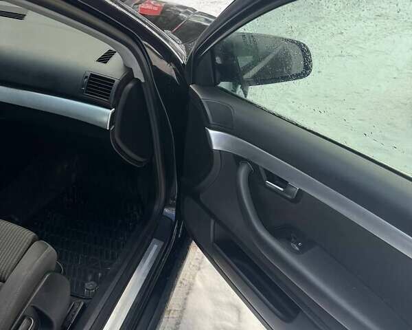 Чорний Ауді А4, об'ємом двигуна 1.8 л та пробігом 258 тис. км за 6700 $, фото 9 на Automoto.ua