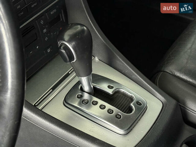 Чорний Ауді А4, об'ємом двигуна 1.98 л та пробігом 267 тис. км за 6800 $, фото 17 на Automoto.ua