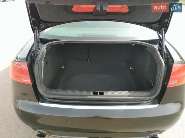 Черный Ауди А4, объемом двигателя 1.98 л и пробегом 364 тыс. км за 5200 $, фото 16 на Automoto.ua