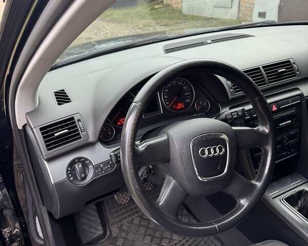 Ауді А4 2007 у Конотопе на Automoto.ua Чорний Ауді А4, об'ємом двигуна 1.6 л та пробігом 177 тис. км за 7000 $, фото 4 на Automoto.ua