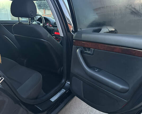 Черный Ауди А4, объемом двигателя 1.78 л и пробегом 245 тыс. км за 6900 $, фото 19 на Automoto.ua